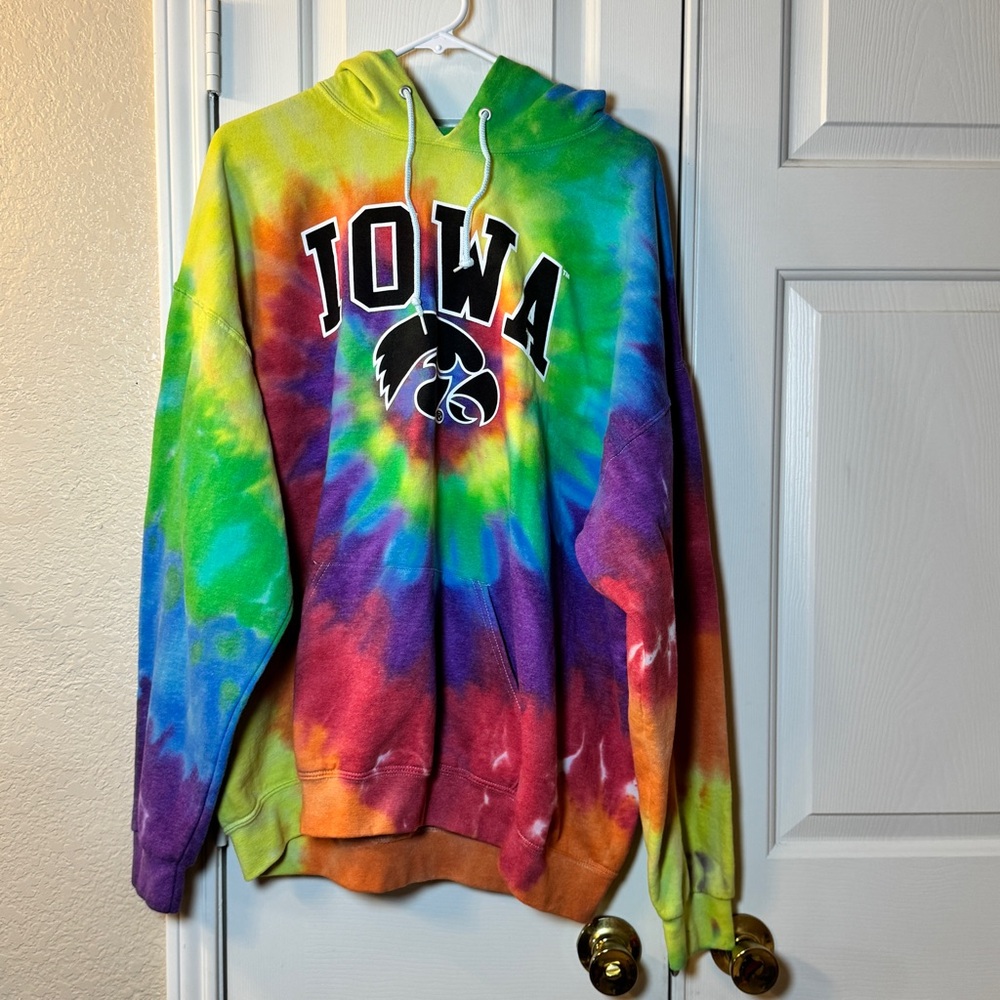 Iowa Hawkeye Jerzees Nublend Rainbow Tie Dye Hoodie, Unisex Size‎ 2XL